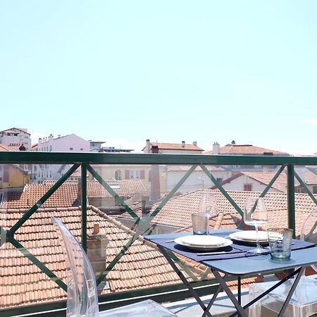 Magnifique Appartement, En Hyper Centre, Avec Terrasse Et Place De Parking Biarritz Bagian luar foto